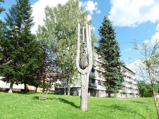 Volary u kostela